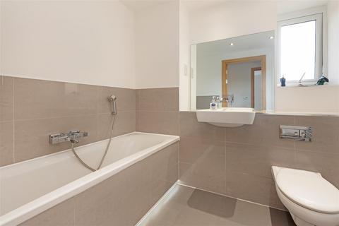121 Olympia Way, Whitstable, CT5 3FP