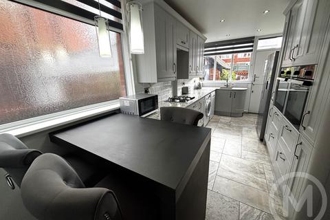28 Kenwyn Avenue, Blackpool, FY3 9HR