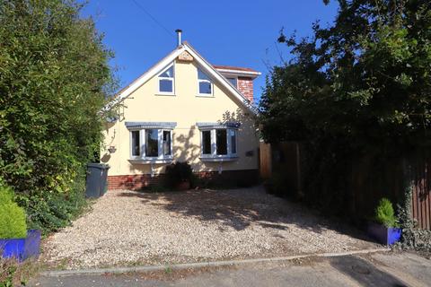 2 bedroom detached house for sale, Insley Crescent, Broadstone, Dorset, BH18