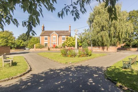 4 bedroom detached house for sale, Hawthorne Road, North Kilworth, Lutterworth