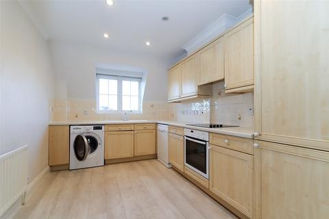 2 bedroom apartment for sale, Oakfield Close, Amersham, Bucks, HP6