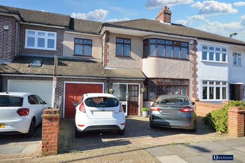 4 bedroom terraced house for sale, Lodge Avenue, Gidea Park, Romford, RM2