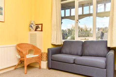 146 Commonwealth Road, Caterham, CR3 6LS