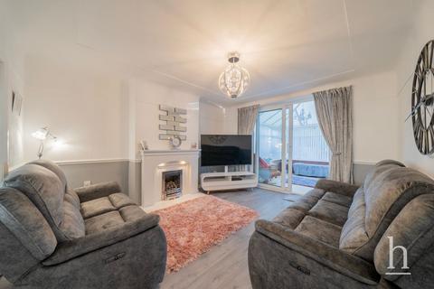 49 Shackleton Road, Wirral, CH46 2RS