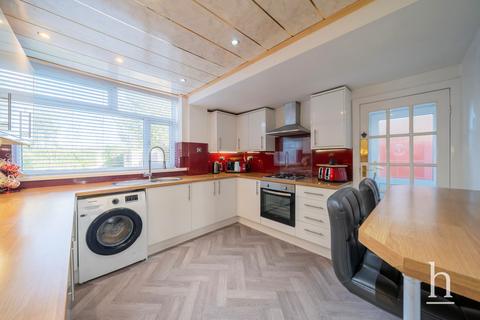 49 Shackleton Road, Wirral, CH46 2RS
