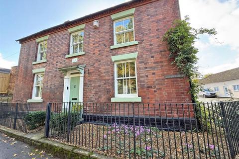 4 bedroom detached house for sale, Pontesbury, Shrewsbury