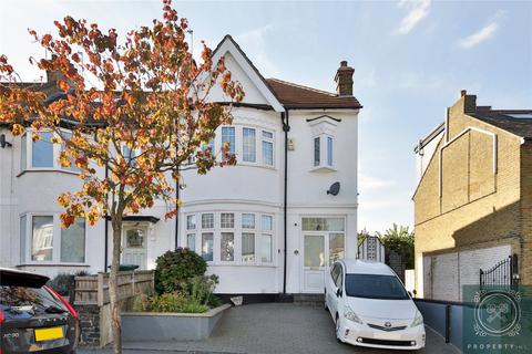 4 bedroom terraced house to rent, Grove Road, North Finchley, N12