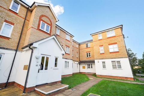 2 bedroom apartment for sale, Clarence Close, Barnet, EN4