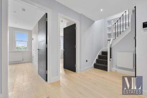 3 bedroom property for sale, Priory Road, London NW6