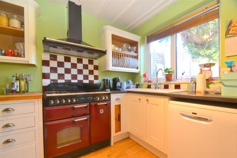 3 bedroom detached house for sale, Pickersleigh Road, Malvern