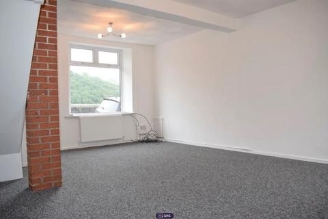 3 bedroom terraced house to rent, New Street, Ferndale CF43