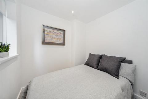 1 bedroom flat to rent, Rusper Close, London, NW2