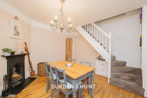 27 Cloverly Road, Ongar, CM5 9BX