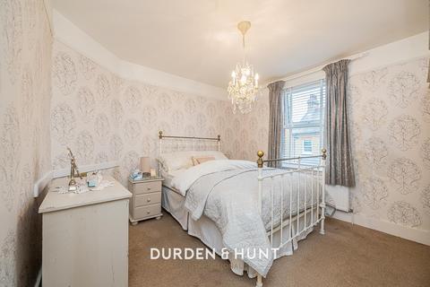 27 Cloverly Road, Ongar, CM5 9BX