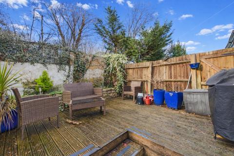2 bedroom terraced house to rent, Granley Road, Cheltenham, GL51