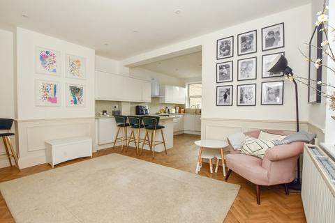 12 Wellbrook Road, Orpington, BR6 7AB