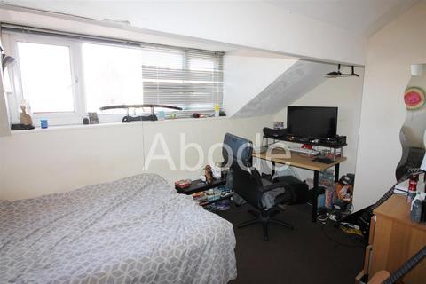 undefined, Carberry Road, Hyde Park, Leeds