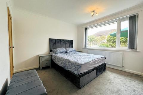 24 Beaumont Place, Brayton, Selby, YO8 9EW