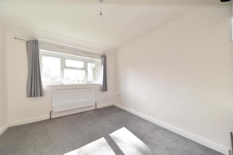 19 Long Hyde, Stevenage, SG2 9TF