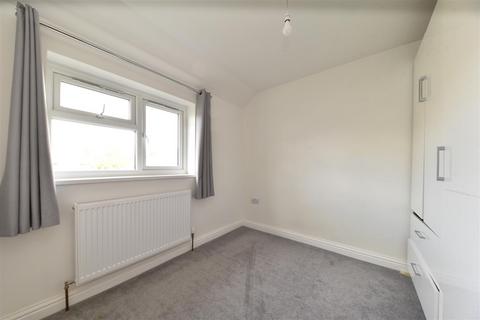 19 Long Hyde, Stevenage, SG2 9TF