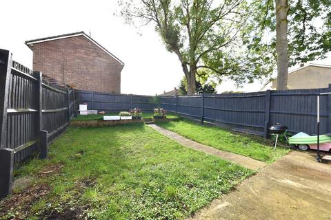19 Long Hyde, Stevenage, SG2 9TF