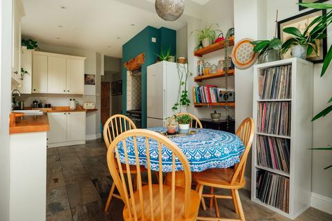 61 Malvern Road, Worcester, WR2 4LE