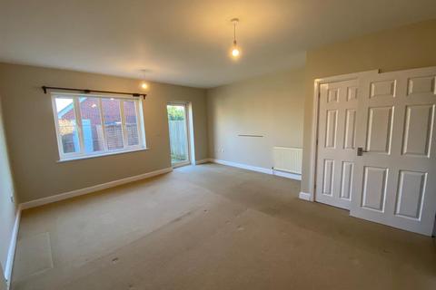 3 bedroom terraced house for sale, High Road, Stowmarket IP14