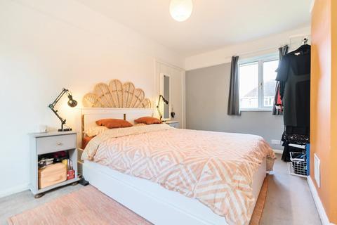 47 Rudmore Park, Bath, BA1 3JA