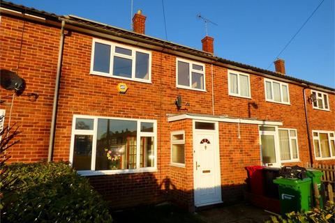 3 bedroom terraced house to rent, Rossiter Close, Langley, Berkshire