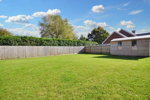 4 bedroom detached house for sale, Damson View, Eckington, Worcestershire