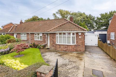 2 bedroom semi-detached bungalow for sale, Moor Lane, Woodthorpe, York, YO24 2QX