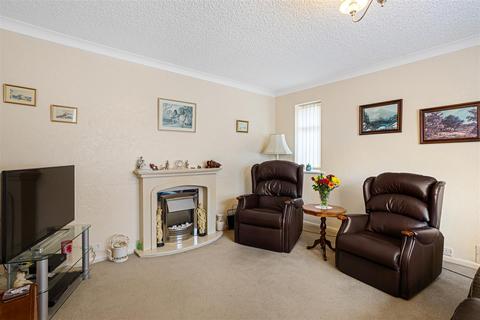 2 bedroom semi-detached bungalow for sale, Moor Lane, Woodthorpe, York, YO24 2QX