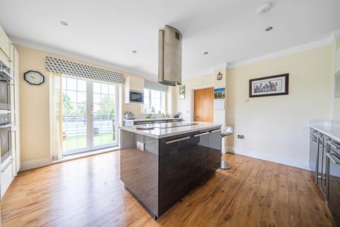 3 bedroom penthouse for sale, Burton Pynsent House West Common Road, Bromley BR2