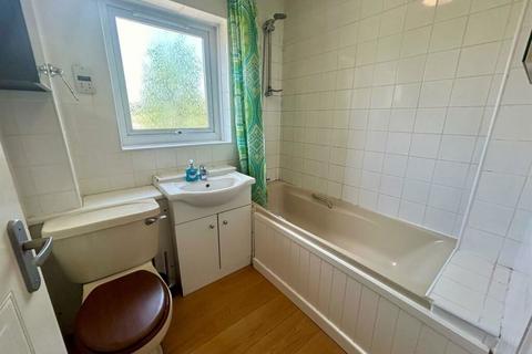 3 Shelley Court, Waltham Abbey, EN9 3JG