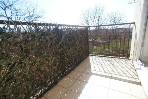 3 Shelley Court, Waltham Abbey, EN9 3JG