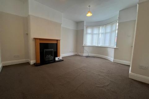 2 bedroom semi-detached house to rent, Bradley Green Road, Hyde SK14