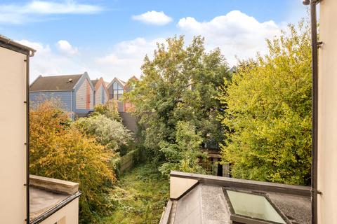 2 bedroom flat for sale, Drakefell Road,  London, SE4