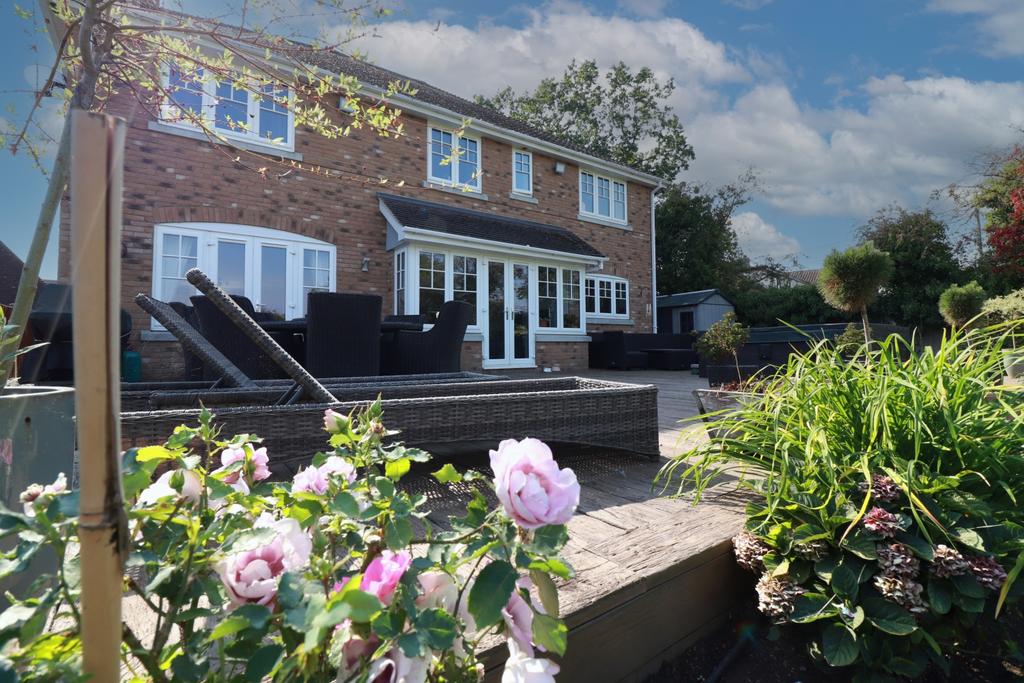 The Avenue, Chelmsford CM3 5 bed detached house for sale £1,200,000