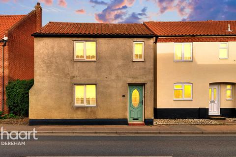 2 bedroom detached house for sale, London Street, Swaffham