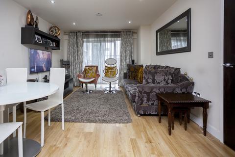 3 bedroom apartment for sale, Boulevard Drive, Beaufort Park, Colindale, NW9