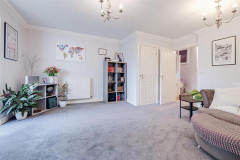 3 bedroom terraced house for sale, Swan Croft, Whittington