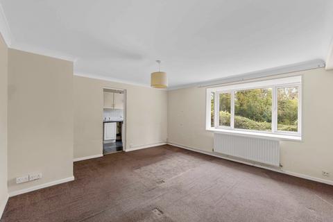 2 bedroom flat for sale, Hartscorft, Forestdale