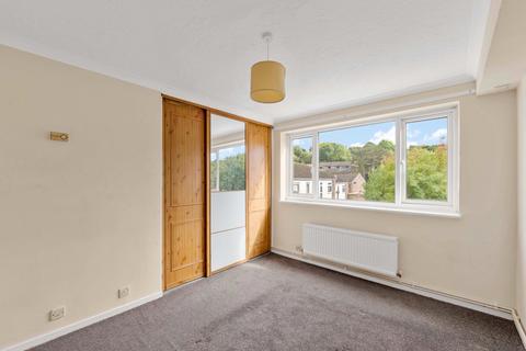 2 bedroom flat for sale, Hartscorft, Forestdale