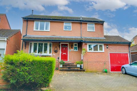 4 bedroom detached house for sale, WEST END! NO FORWARD CHAIN! EXTENDED ACCOMMODATION!