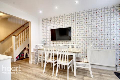 3 bedroom detached house for sale, Hurst Hill, Chatham