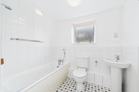 1 bedroom flat to rent, Codenham Lodge, St Stephens Road, Cheltenham, GL51