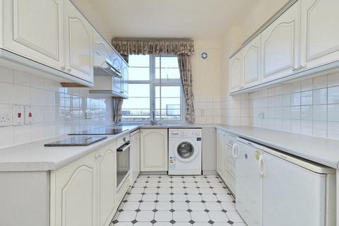 3 bedroom flat to rent, Northways, College Crescent, London, NW3