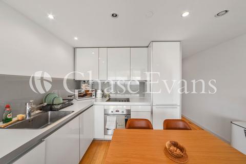 2 bedroom apartment for sale, The Strata, Walworth Road, Elephant & Castle SE1