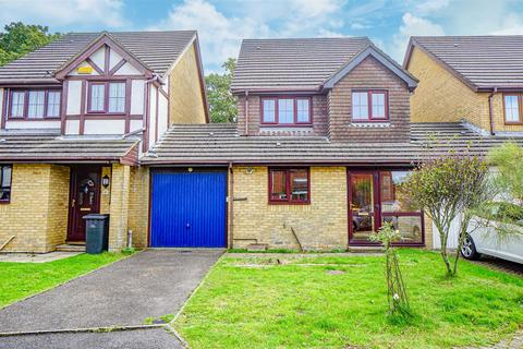 6 Epsom Close, St Leonards-on-sea, TN38 0WG