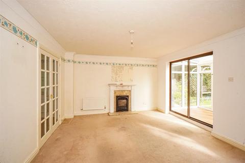 6 Epsom Close, St Leonards-on-sea, TN38 0WG
